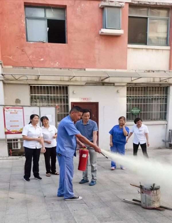 1665320884494704.jpg 抚生校区联合保卫处开展消防安全培训1.jpg