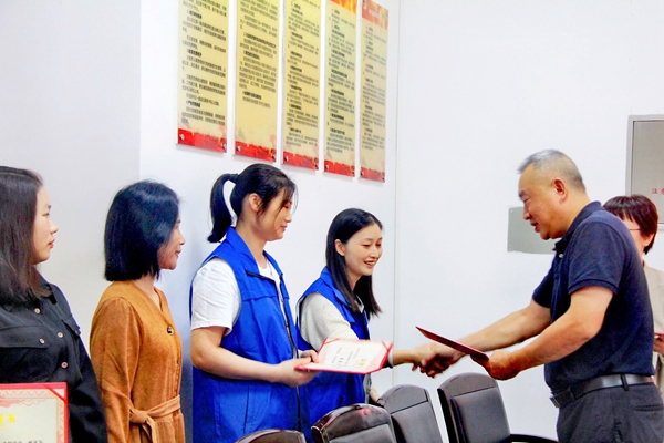 1696859434217915.jpg 2.jpg