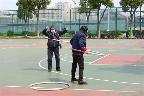 1710488003307898.jpg 呼啦圈转转转1.jpg