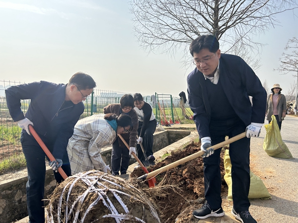 1711007896221770.jpg 图25.jpg