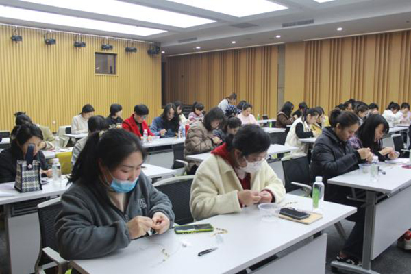 1711008430406171.jpg 4活动现场.jpg