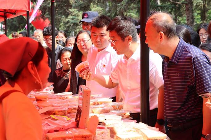 1718095587156567.jpg clip_image004.jpg